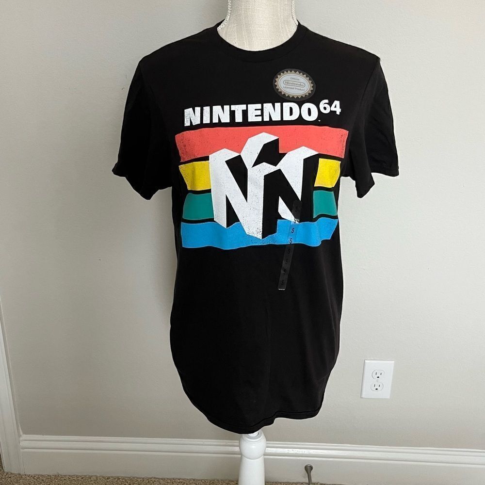 NWT Nintendo 64 T-Shirt Size Small